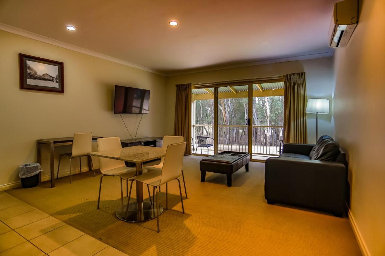Murray Waters Motor Inn & Apartments Koondrook Exteriér fotografie